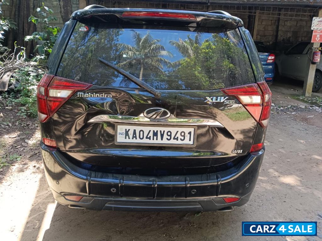 Mahindra XUV 500 w11