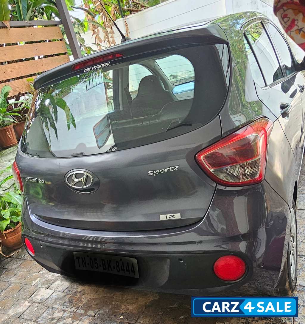 Hyundai i10 Grant spotz