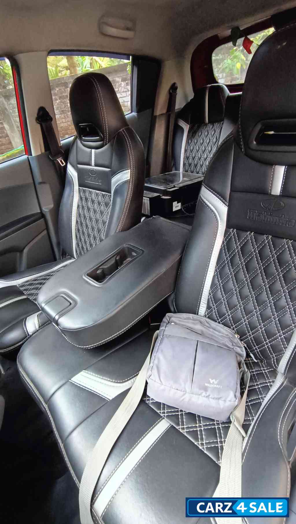 Red Mahindra KUV100 K4 plus 6seat