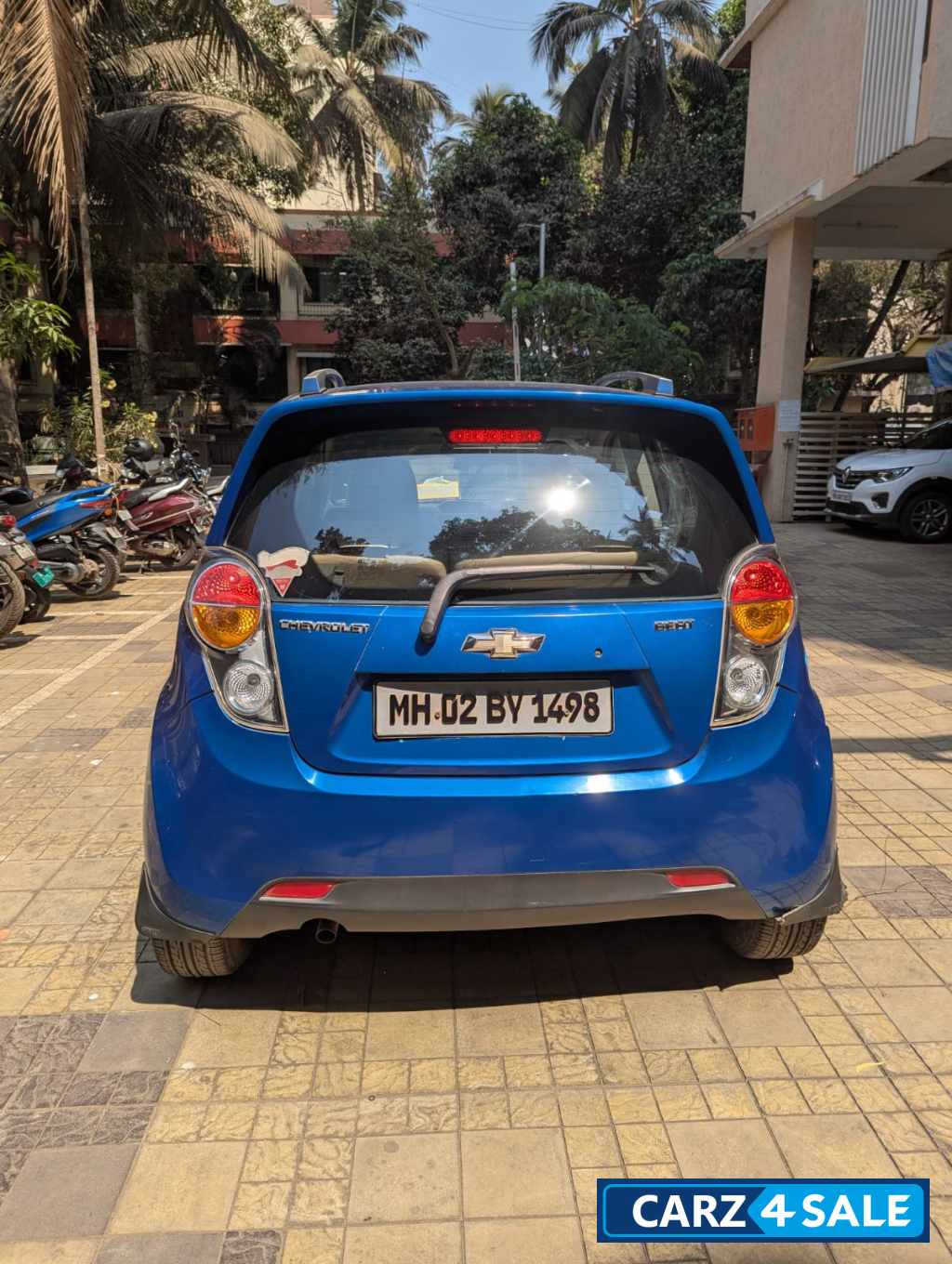 Morocan Blue Chevrolet Beat Petrol LT