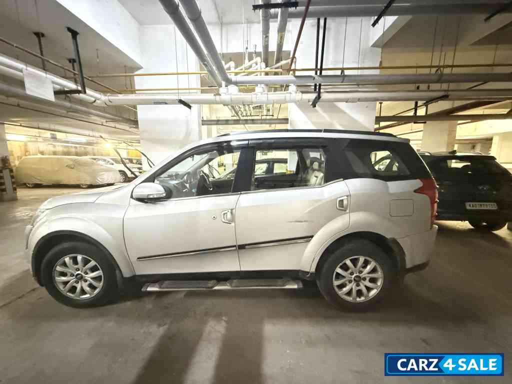 Mahindra XUV 500 W10 diesel automatic