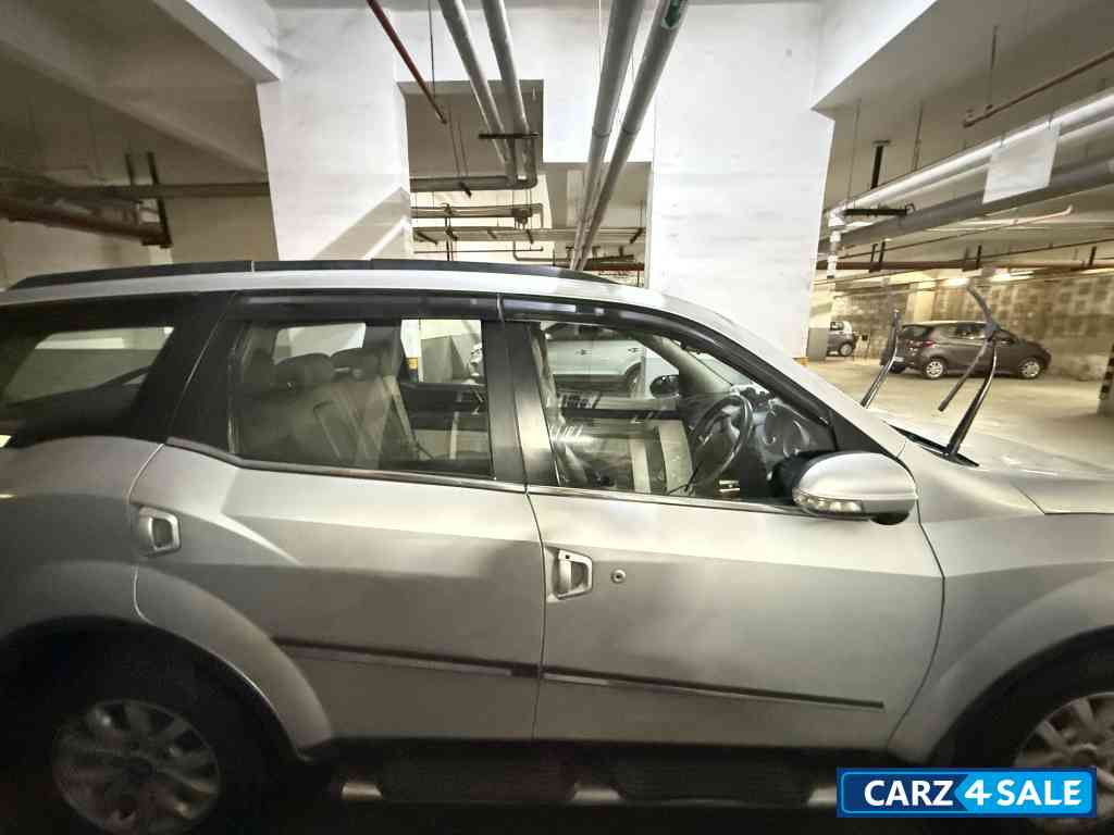 Mahindra XUV 500 W10 diesel automatic