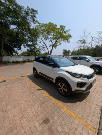 Tata Nexon XZ PLUS (O) DUAL TONE