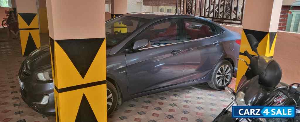 Hyundai Verna 1.6 SX VTVT AT