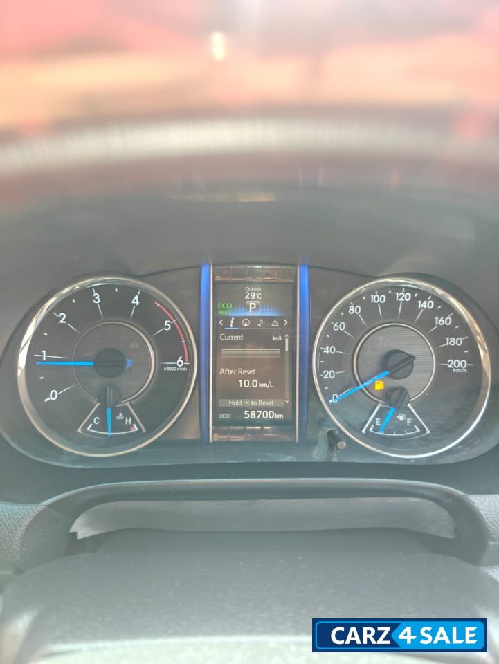 Toyota Fortuner 4X2 AT Diesel