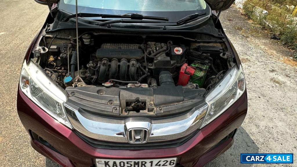 Carnelian Red Honda City VX CVT