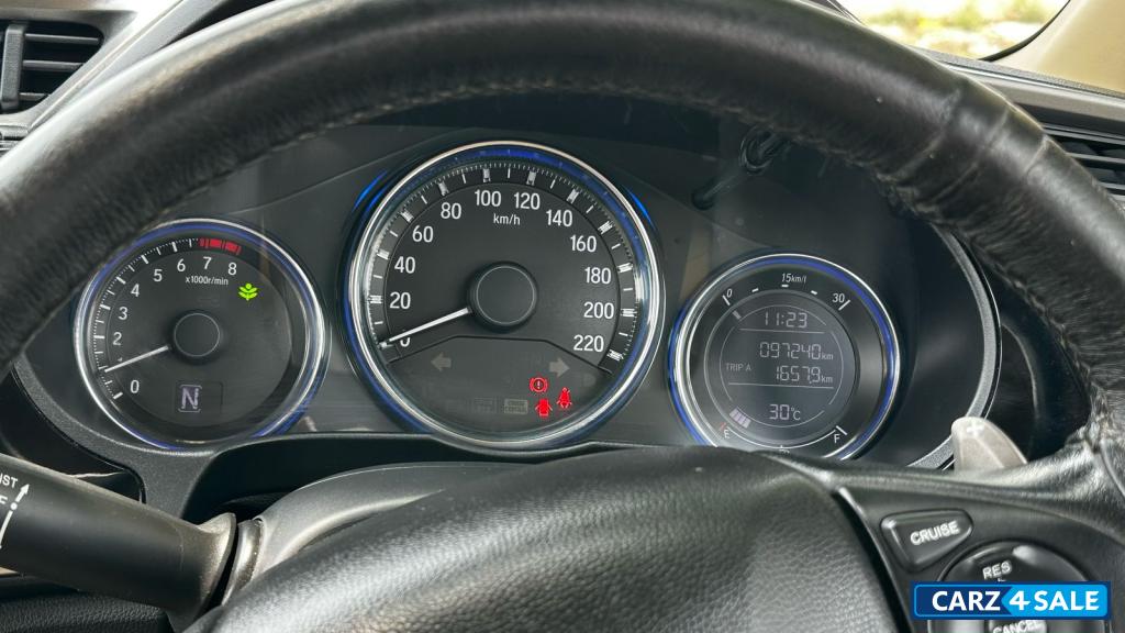 Carnelian Red Honda City VX CVT