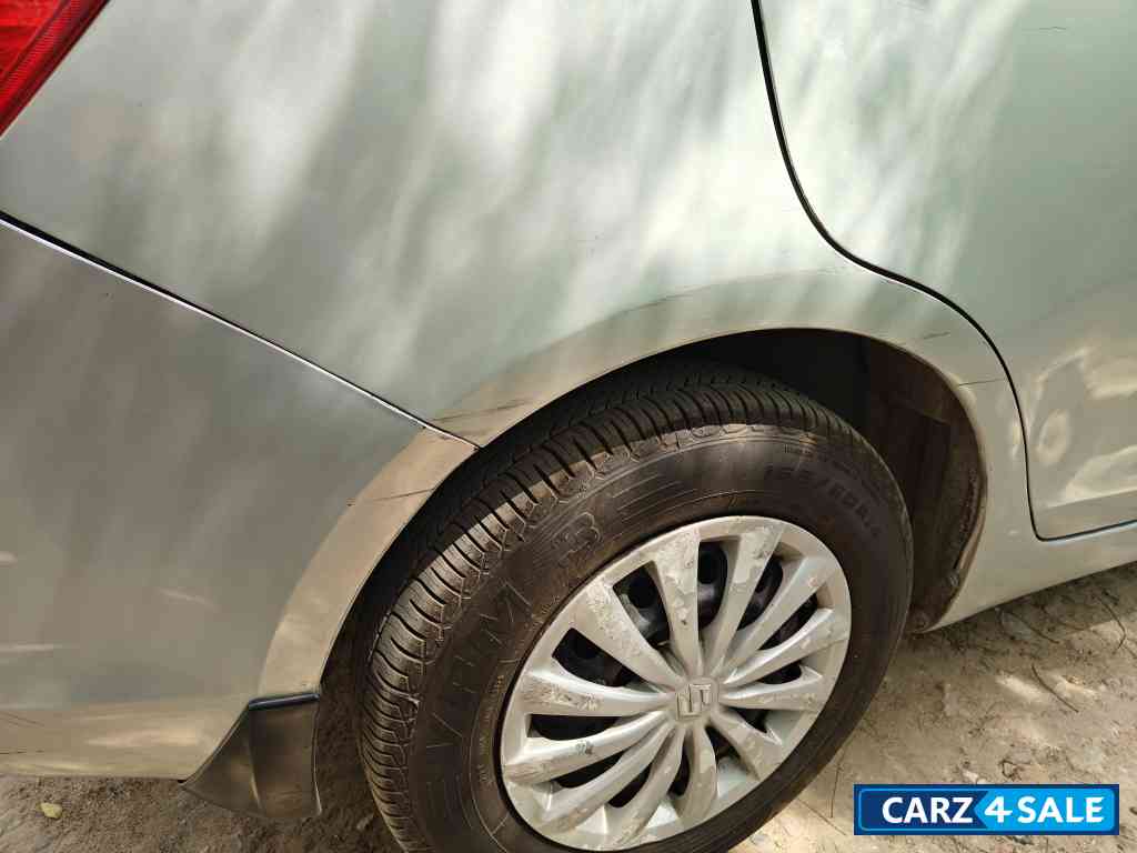 Maruti Suzuki Dzire Vxi