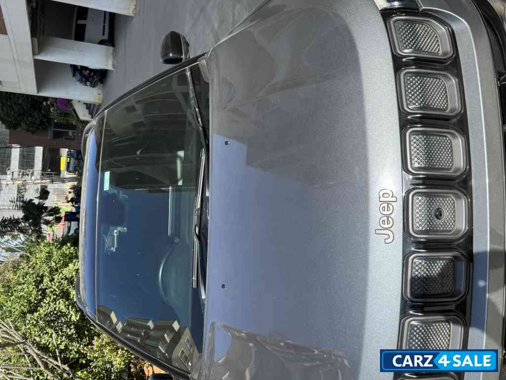 Magnisio Grey Jeep Compass Diesel Mannual Model S