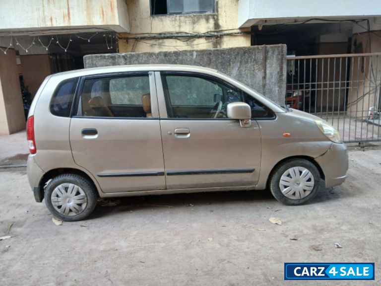 Golden Maruti Suzuki Estilo VXI BS 4