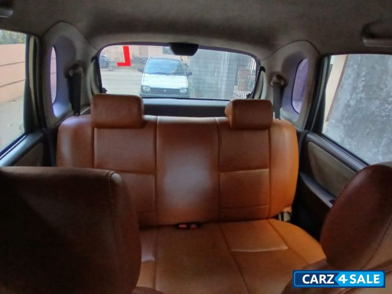 Golden Maruti Suzuki Estilo VXI BS 4