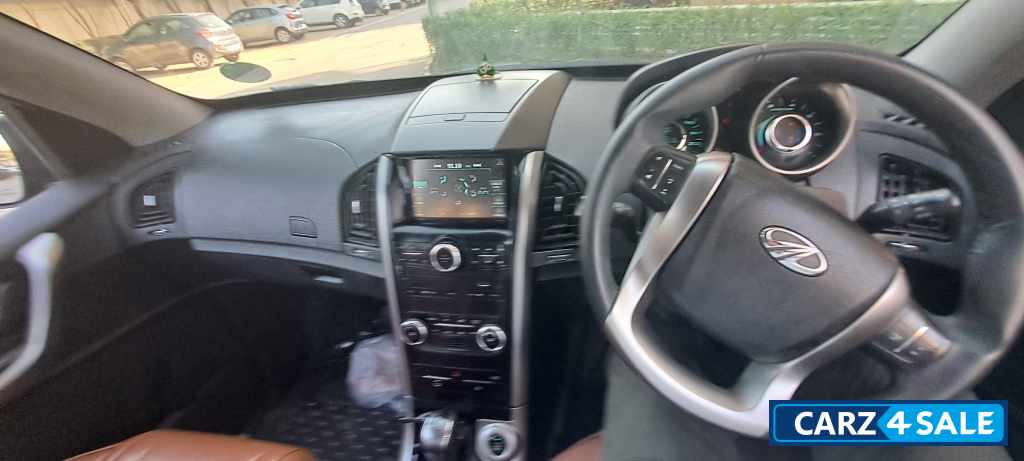 Mahindra XUV 500 W9 AT Deisel