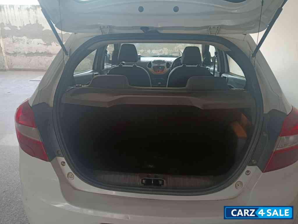 Ford Figo 1.5 TDCI titanium