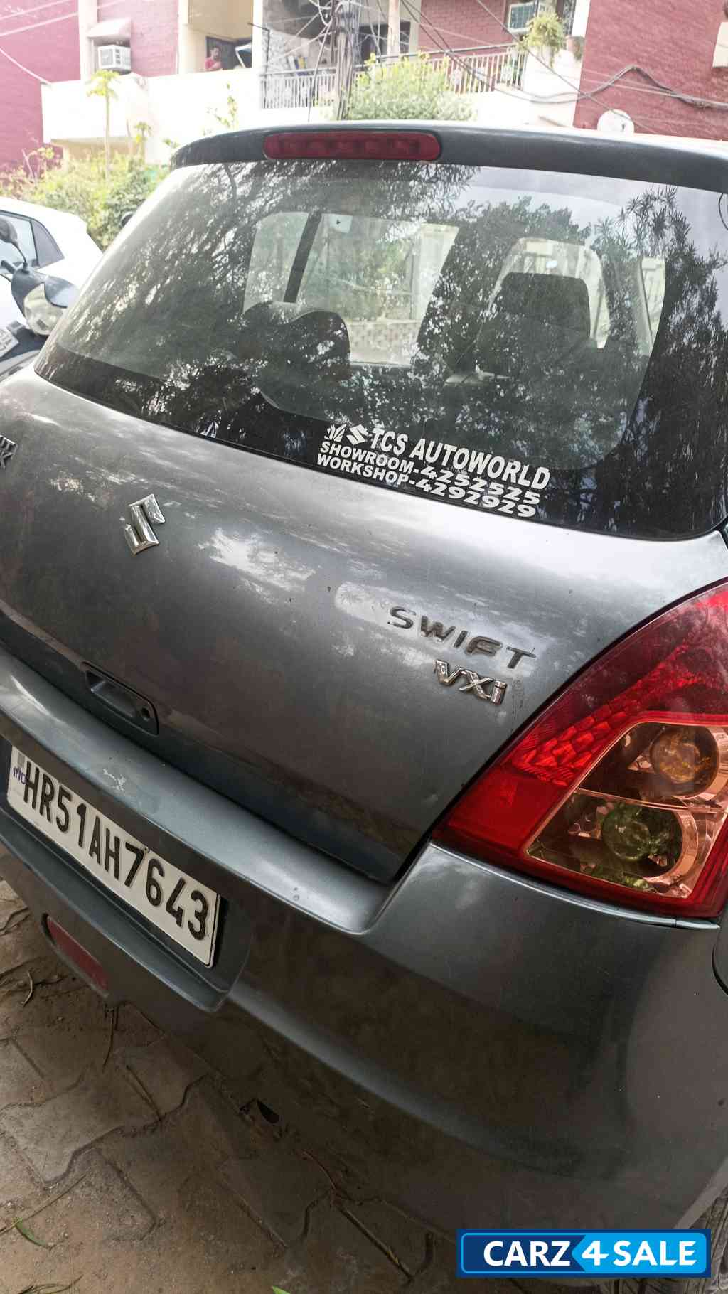 Maruti Suzuki Swift Vxi