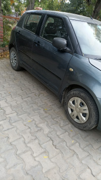 Maruti Suzuki Swift Vxi