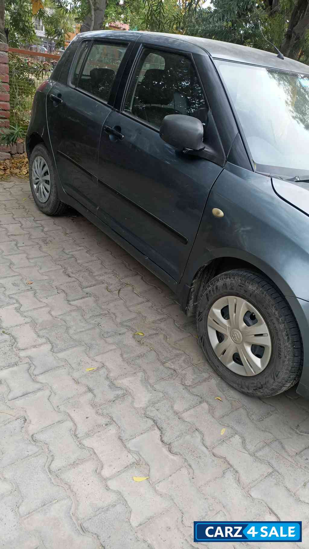 Maruti Suzuki Swift Vxi