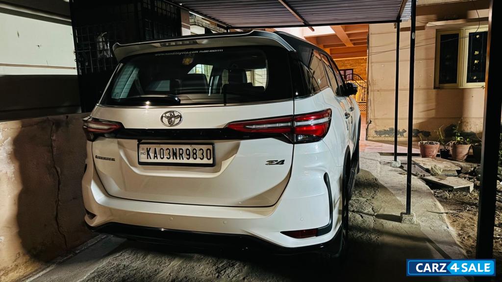 White Toyota Fortuner LEGENDER 4x4 AT