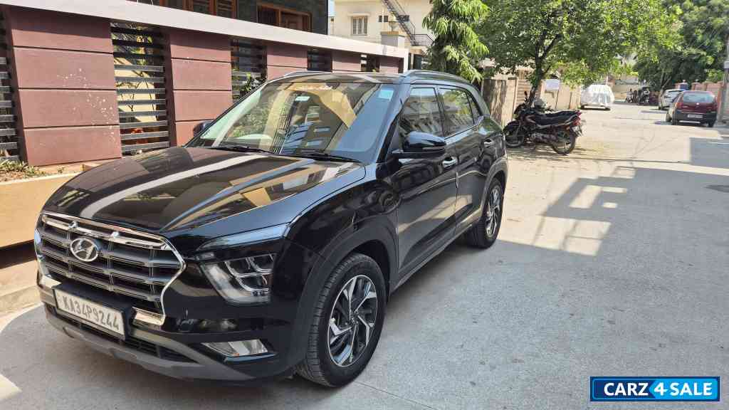 Black Hyundai Creta Sx(o)