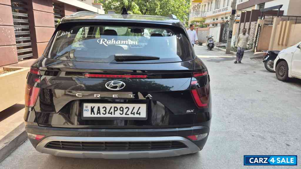Black Hyundai Creta Sx(o)