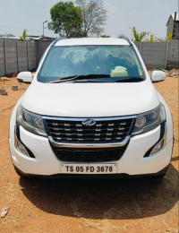 Mahindra XUV 500 W7
