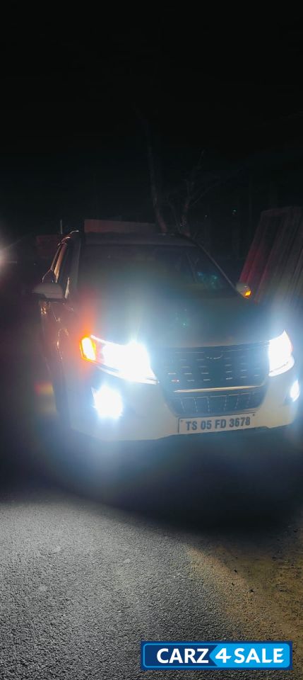 Mahindra XUV 500 W7 Mahindra XUV 500 W7