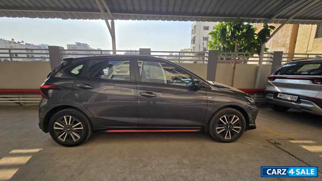 Grey Hyundai i20 Nline