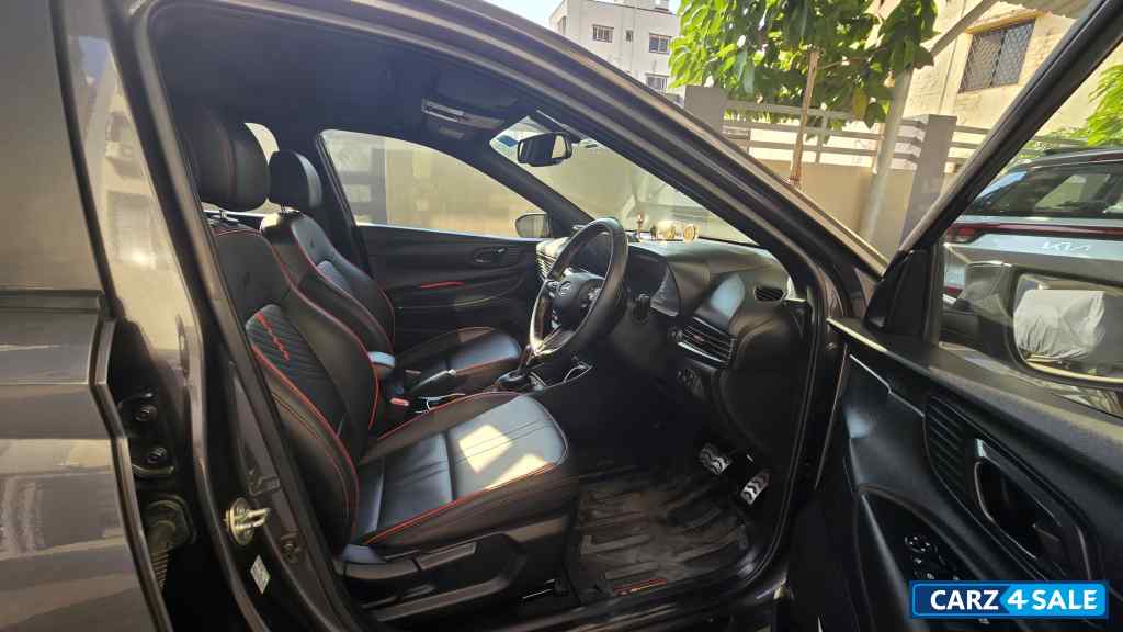 Grey Hyundai i20 Nline