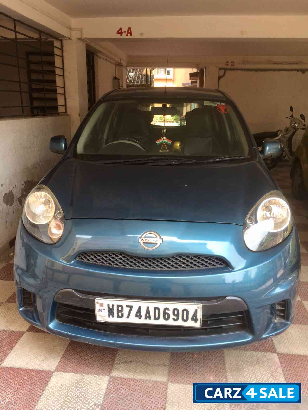 T Blue Nissan Micra Active XV