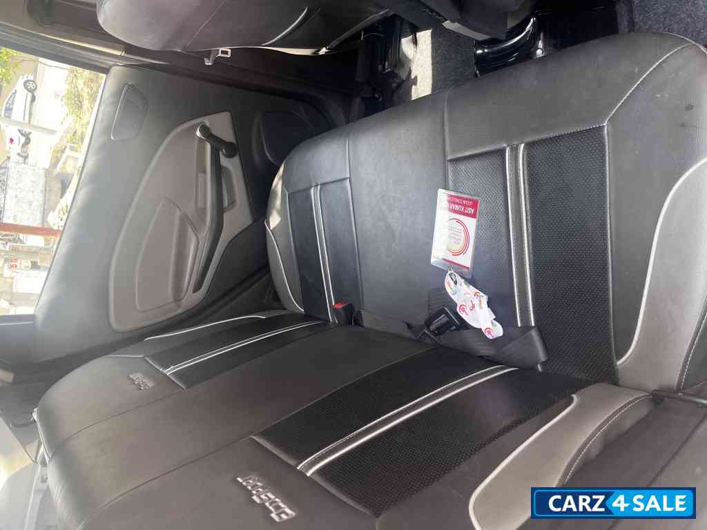 Gray Ford Ecosport Ambient