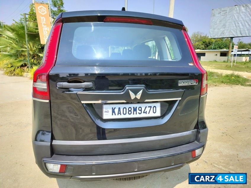 Black Mahindra Scorpio Scorpio-N Z2
