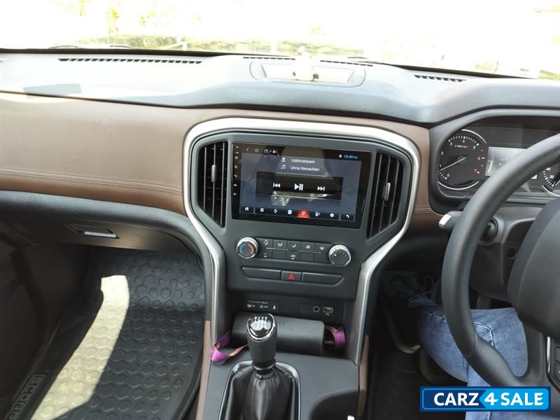 Black Mahindra Scorpio Scorpio-N Z2