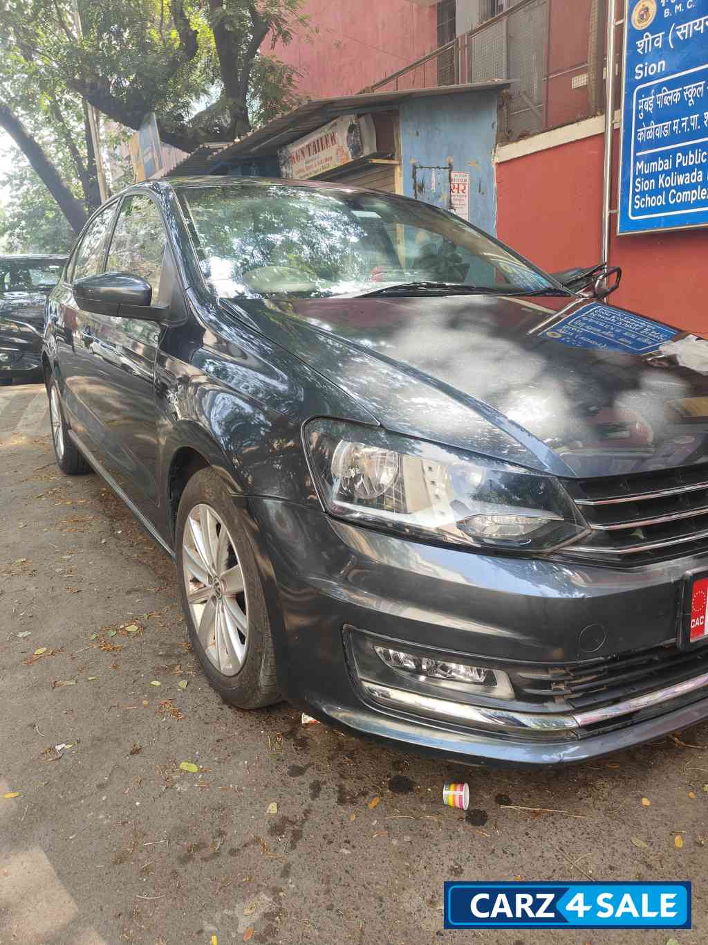 Silver Volkswagen Vento Highline 1.2 AT