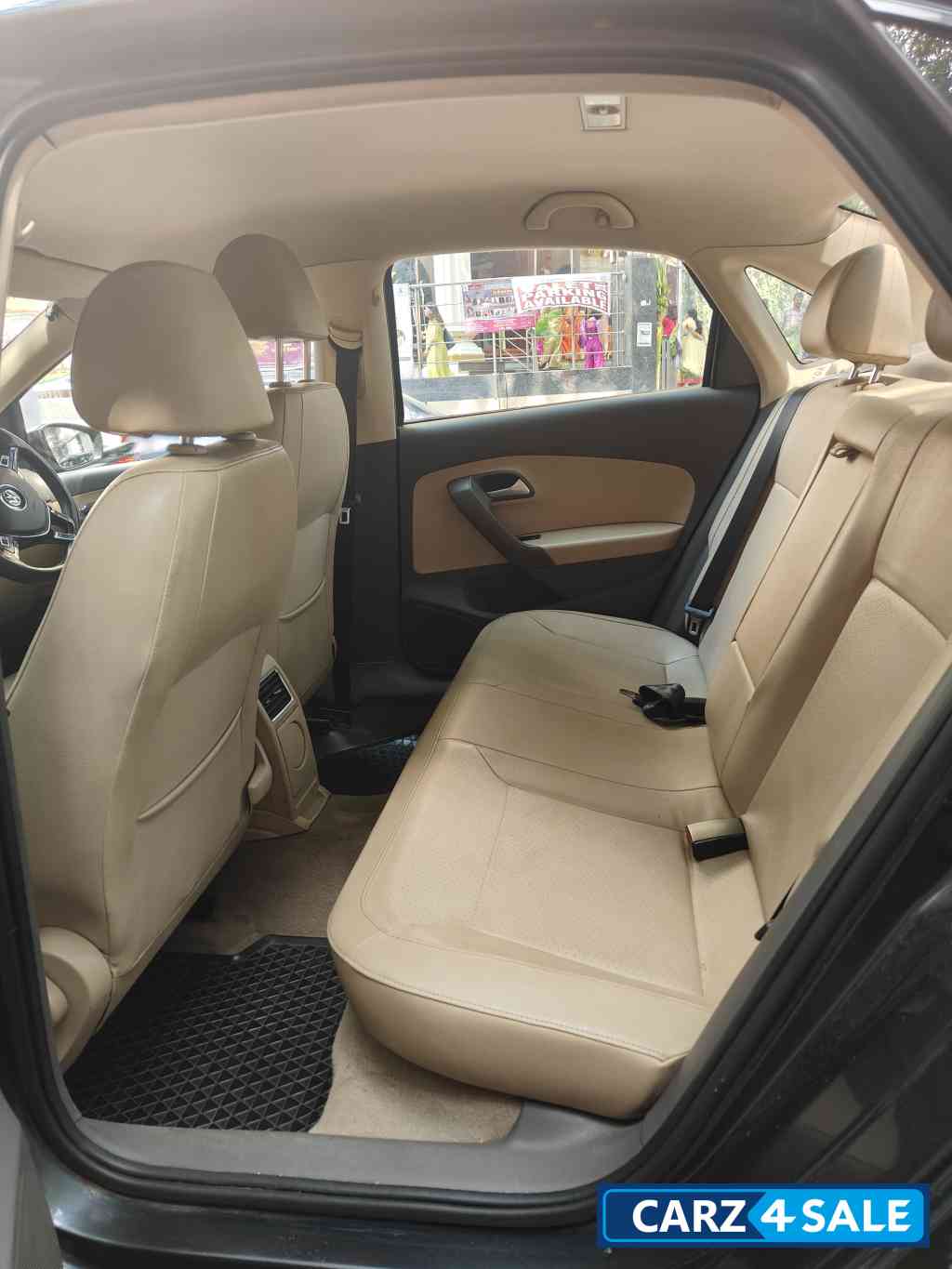 Silver Volkswagen Vento Highline 1.2 AT