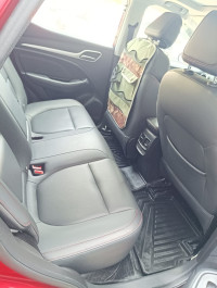 Glaze Red MG ZS EV Exclusive