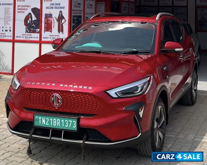 Glaze Red MG ZS EV Exclusive