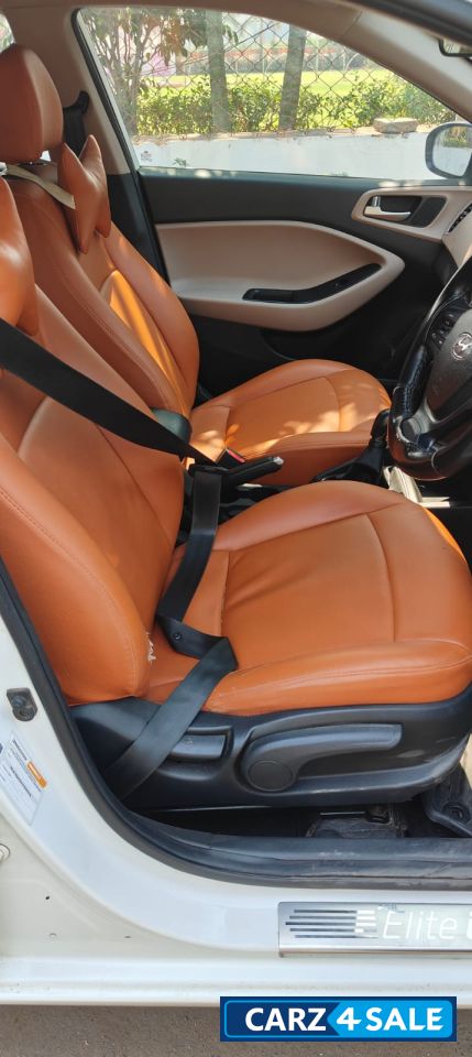 Polar White 2 Hyundai Elite i20 Sportz + vtvt