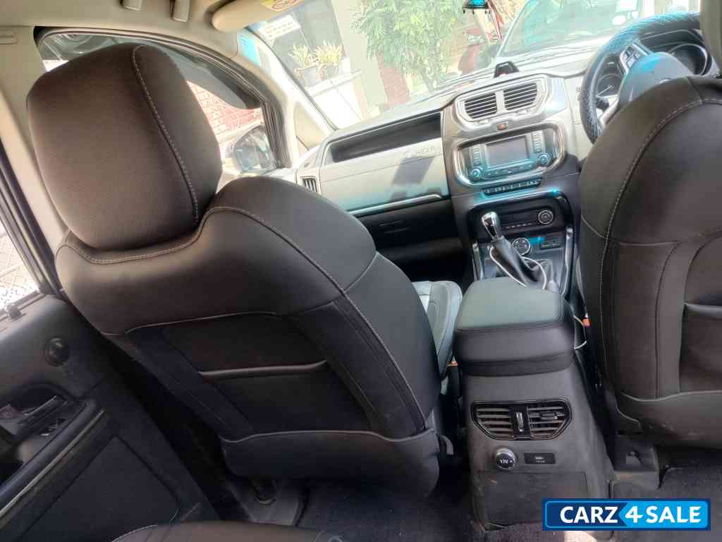 Tata Hexa Bx2/4