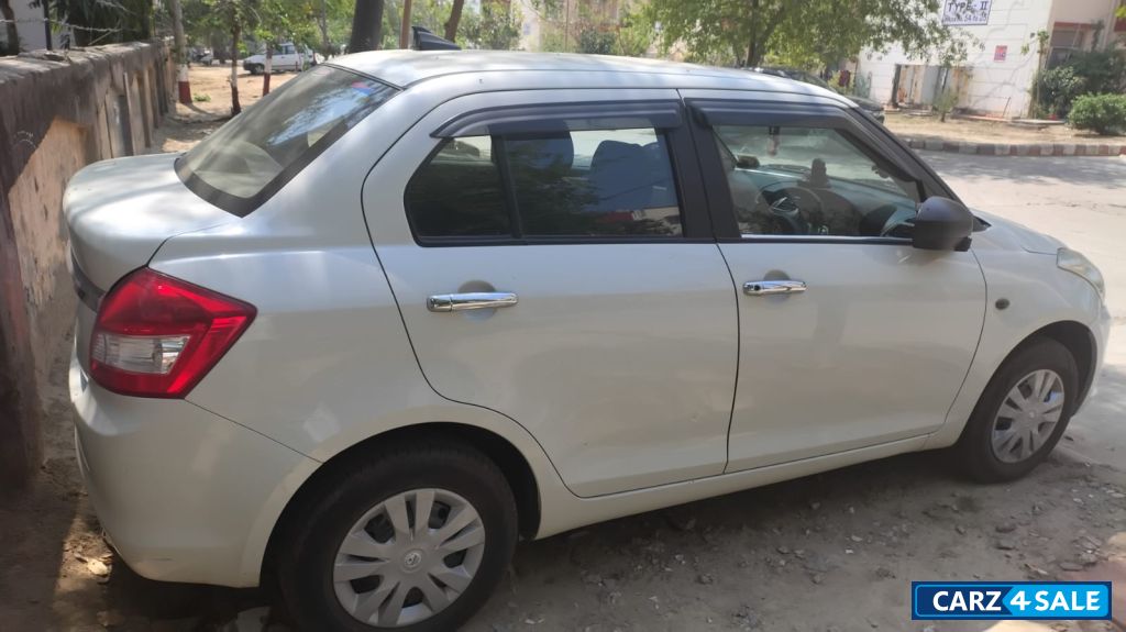 Maruti Suzuki Dzire Tour s cng o
