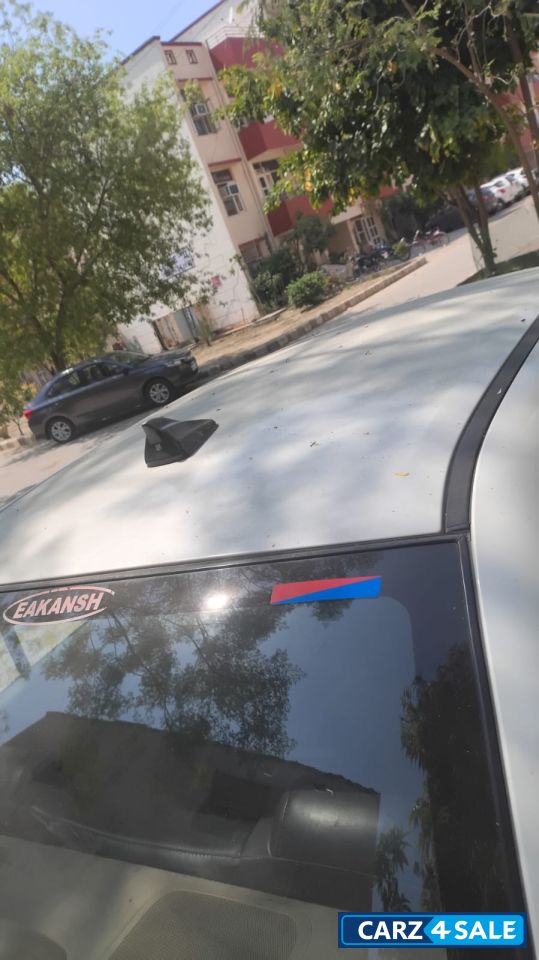 Maruti Suzuki Dzire Tour s cng o