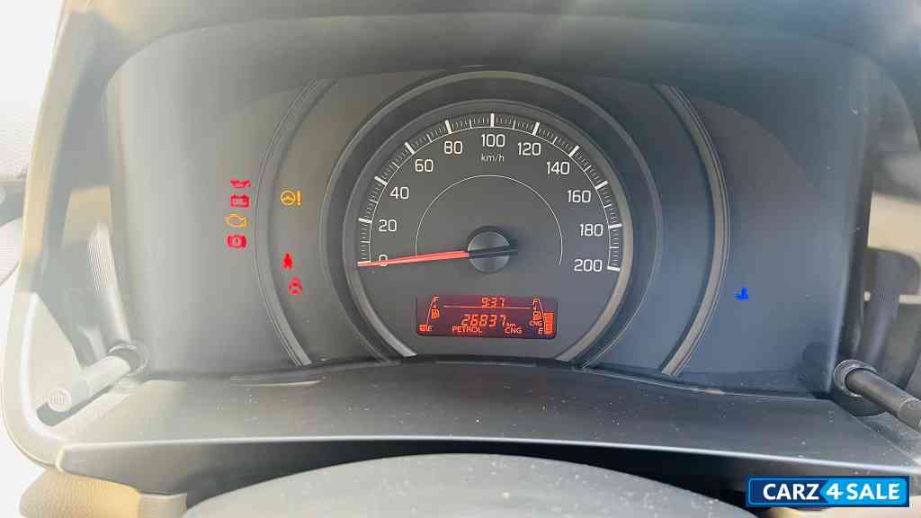 White Maruti Suzuki  Toors