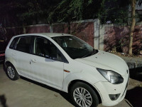 Ford Figo 1.2 titanium petrol+cng