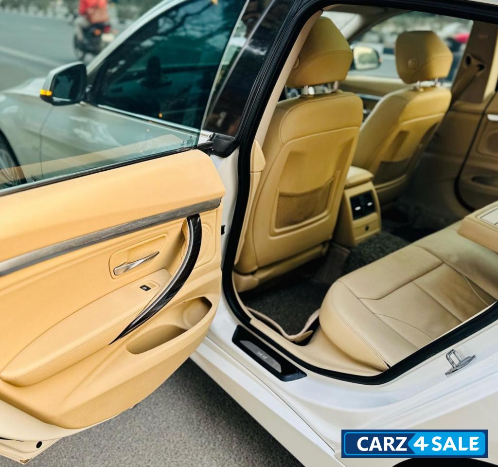 White BMW 3-Series GT