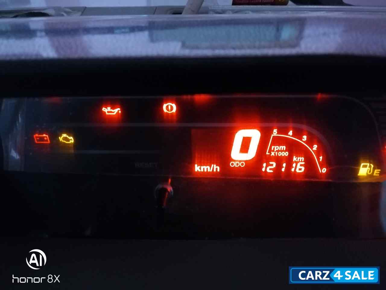 Silver Mahindra Bolero EX AC BS IV