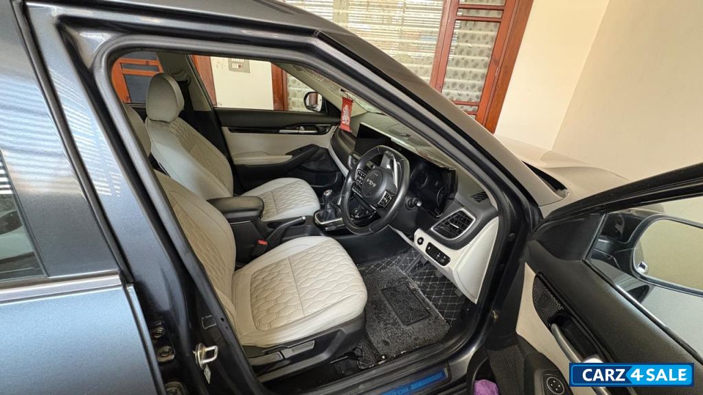 Smoke Grey Kia Seltos HTX DIESEL