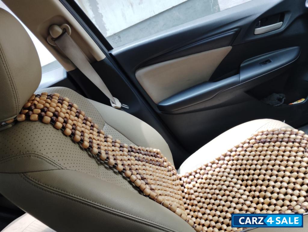 Honda Jazz 1 5 Sv Mt I Dtec 2017