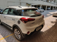 White Hyundai i20 Active sx