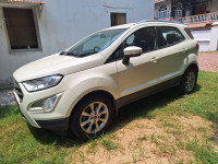 Diamond White Ford Ecosport Titanium 1.5 Petrol MT