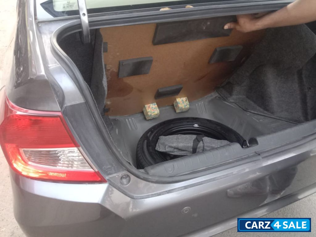 Grey Honda Amaze Vx cvt ivtec automatic