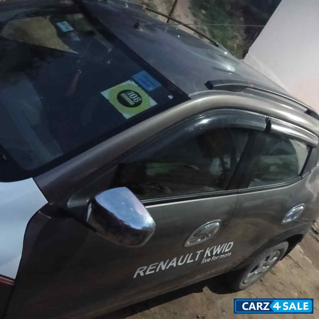 Platinum Grey Renault Kwid