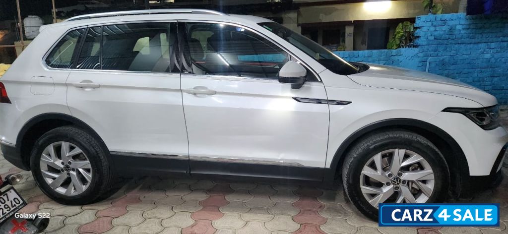 Volkswagen Tiguan elegance 2.0